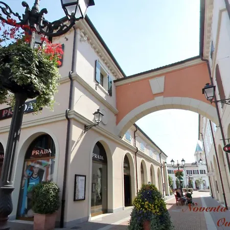 Hotel Italia 3*